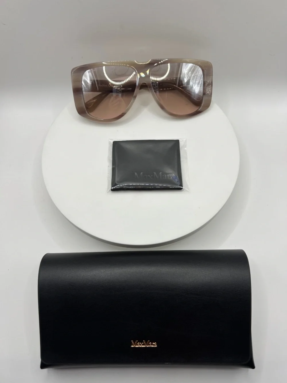 NWOT. Authentic MaxMara Translucent Beige Shield Sunglasses with Brown Lenses